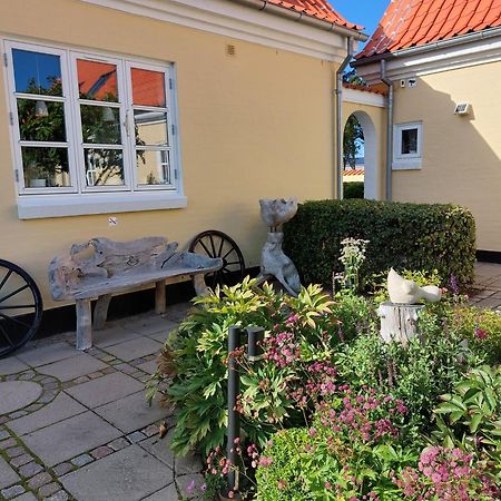 Toftegarden Guesthouse - Apartments & Rooms Skagen Zewnętrze zdjęcie